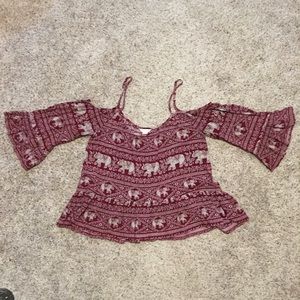 Cold Shoulder patterned top